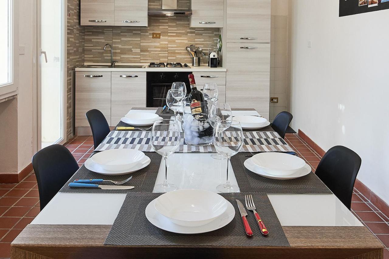 ✦ Garden House In Centro - Free Parking ✦ Apartment Livorno Luaran gambar