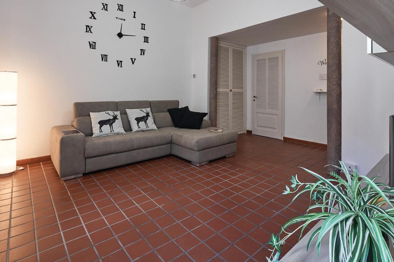 ✦ Garden House In Centro - Free Parking ✦ Apartment Livorno Luaran gambar